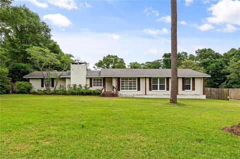 Photo of 363 Mcqueen Avenue, Mobile, AL 36609 (MLS # 7586706)