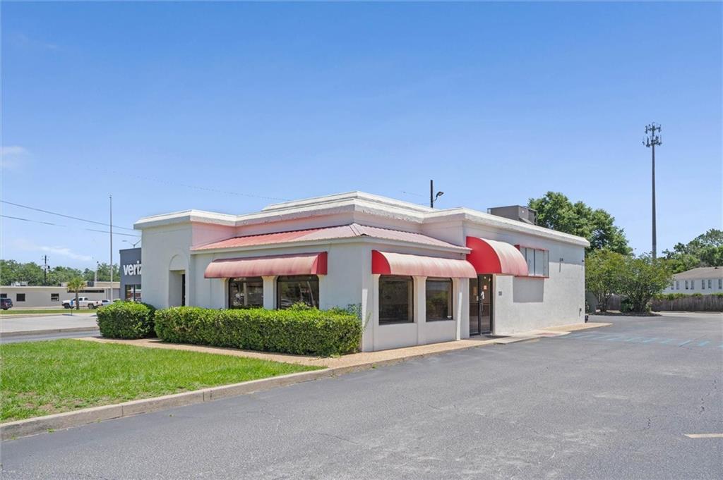 732 Saraland Blvd S, Saraland, AL 36571
