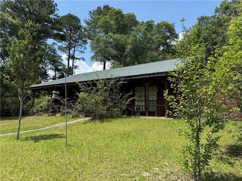 Photo of 19920 Venusian Way, Wilmer, AL 36587 (MLS # 7781920)