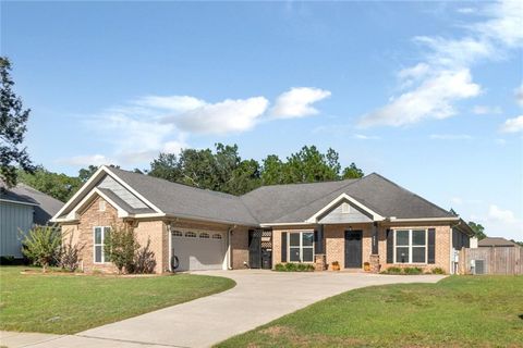 Photo of 3803 Pierson Drive W, Mobile, AL 36619 (MLS # 7665766) Photo of 3803 Pierson Drive W, Mobile, AL 36619 (MLS # 7665766)