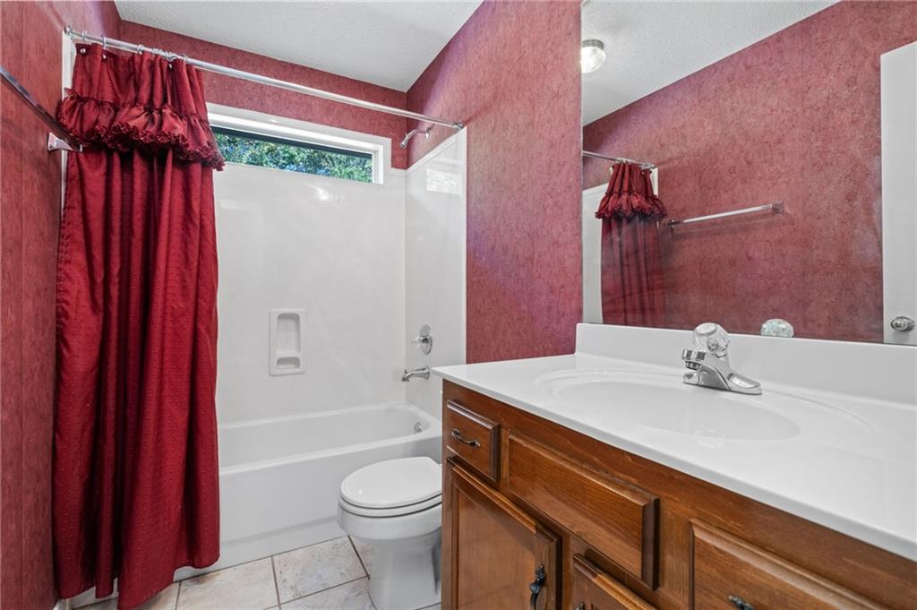 Mobile, Alabama 36695, United States, 3 Bedrooms Bedrooms, ,2 BathroomsBathrooms,Residential,Active,239156