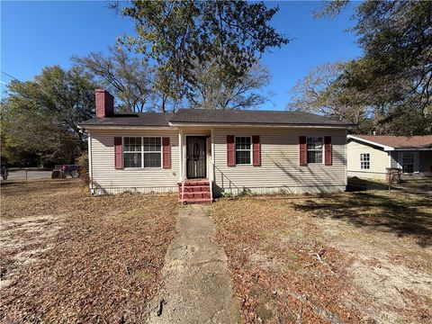 Photo of 551 Downing Street E, Mobile, AL 36617 (MLS # 7713453)