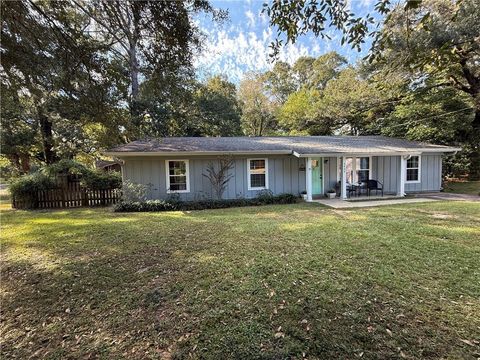 Photo of 5400 Hilltop Drive S, Mobile, AL 36608 (MLS # 7667750)
