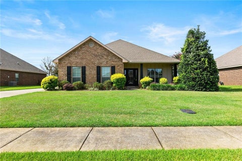Photo of 9708 Cobham Park Drive, Daphne, AL 36526 (MLS # 7806585)