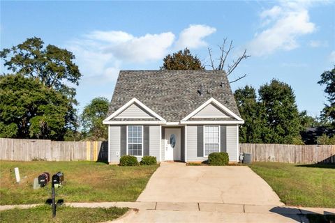 Photo of 8710 Londonderry Court, Mobile, AL 36695 (MLS # 7676432)