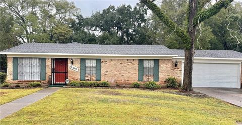 Photo of 562 Sweeneys Lane, Mobile, AL 36617 (MLS # 7688040)
