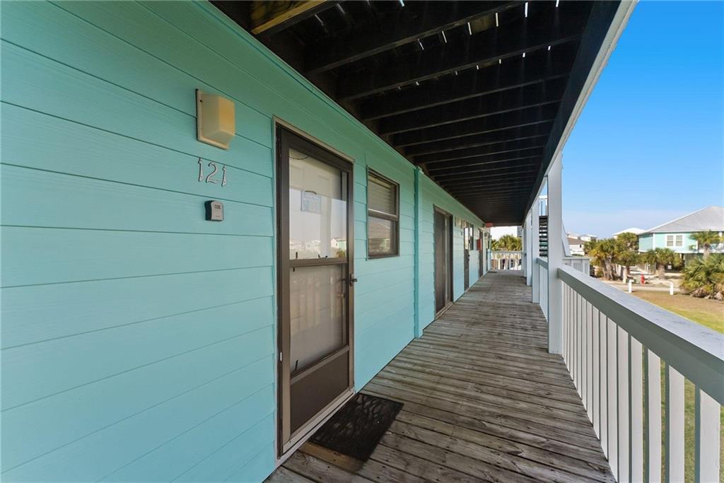Photo 1 of 27 — 728 Beach Boulevard 121, Gulf Shores, AL 36542