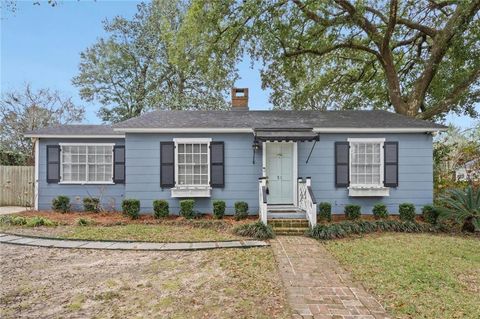 Photo of 11 York Place, Mobile, AL 36608 (MLS # 7702708)