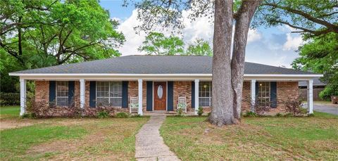 Photo of 705 Oak Field Drive, Mobile, AL 36609 (MLS # 7741902)