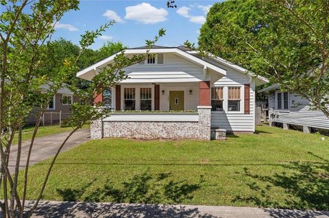 Photo of 121 Carlen Street N, Mobile, AL 36607 (MLS # 7738951)