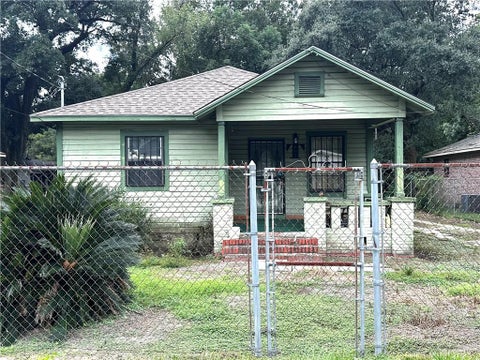 Photo of 603 Pine Street, Mobile, AL 36610 (MLS # 7849203)