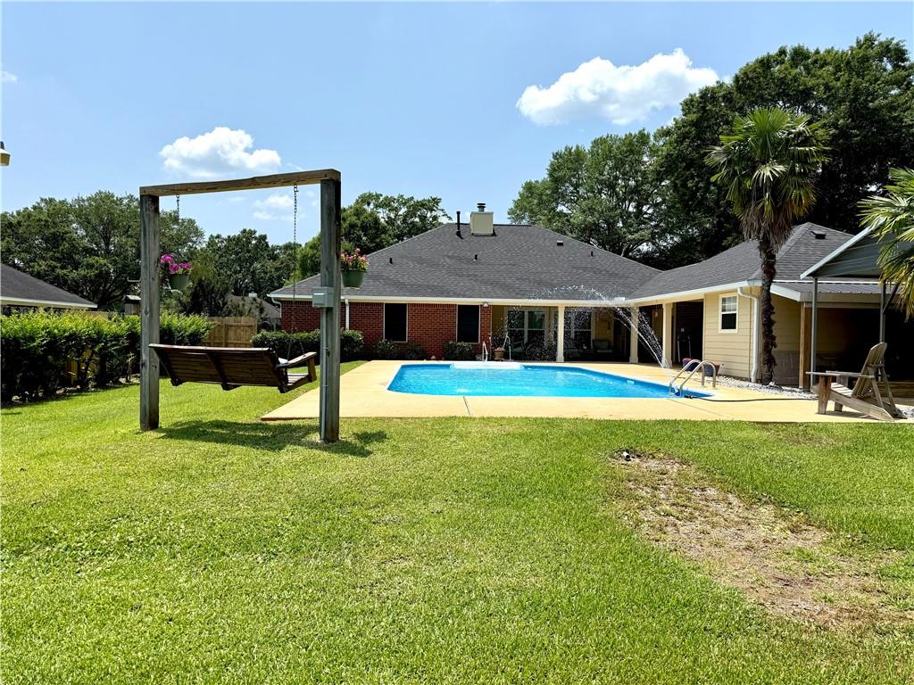 Mobile, Alabama 36608, United States, 4 Bedrooms Bedrooms, ,3 BathroomsBathrooms,Residential,Pending,143475