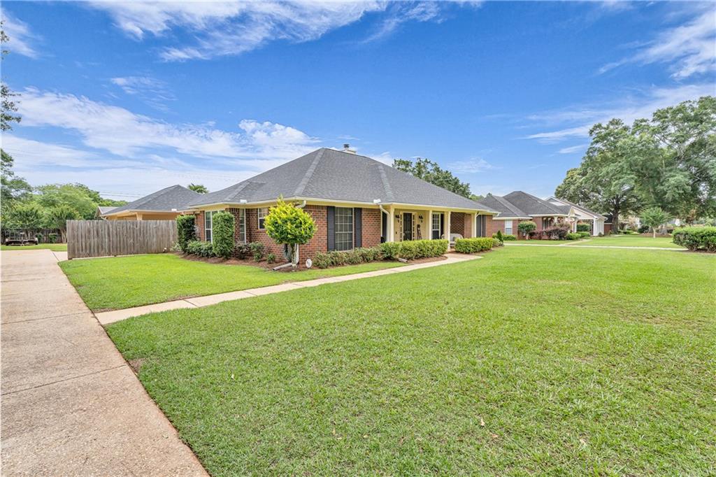 Mobile, Alabama 36608, United States, 4 Bedrooms Bedrooms, ,3 BathroomsBathrooms,Residential,Pending,143475