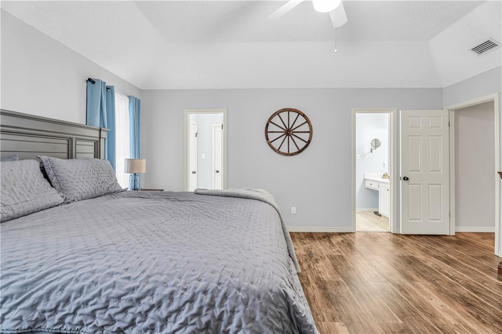 Mobile, Alabama 36608, United States, 4 Bedrooms Bedrooms, ,3 BathroomsBathrooms,Residential,Pending,143475