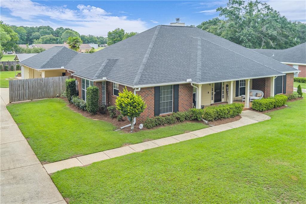 Mobile, Alabama 36608, United States, 4 Bedrooms Bedrooms, ,3 BathroomsBathrooms,Residential,Pending,143475