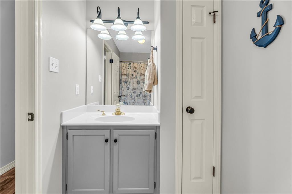 Mobile, Alabama 36608, United States, 4 Bedrooms Bedrooms, ,3 BathroomsBathrooms,Residential,Pending,143475