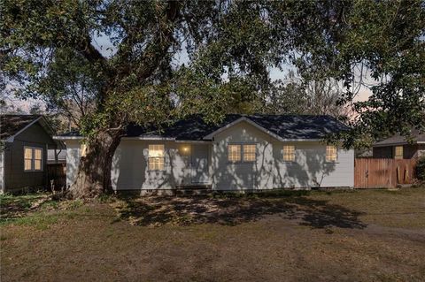Photo of 2658 Emogene Street, Mobile, AL 36606 (MLS # 7717948)