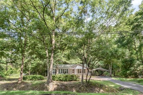 Photo of 3924 Alba Club Road, Mobile, AL 36605 (MLS # 7609211) Photo of 3924 Alba Club Road, Mobile, AL 36605 (MLS # 7609211)