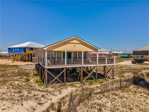 Photo of 105 Ryan Court, Dauphin Island, AL 36528 (MLS # 7541382)