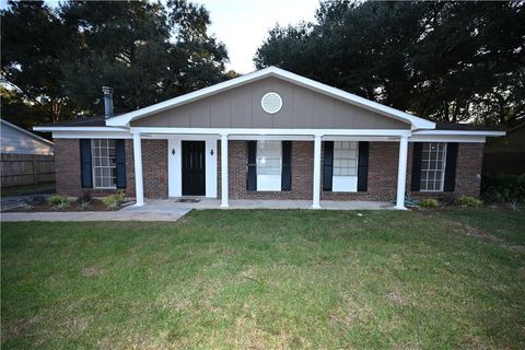 Photo of 159 Courtaulds Avenue W, Saraland, AL 36571 (MLS # 7660768)