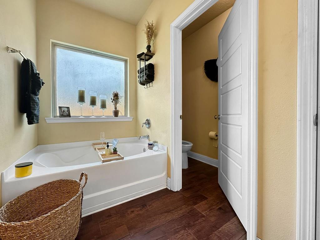 Mobile, Alabama 36695, United States, 4 Bedrooms Bedrooms, ,3 BathroomsBathrooms,Residential,Active,78181