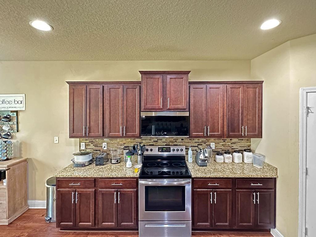 Mobile, Alabama 36695, United States, 4 Bedrooms Bedrooms, ,3 BathroomsBathrooms,Residential,Active,78181