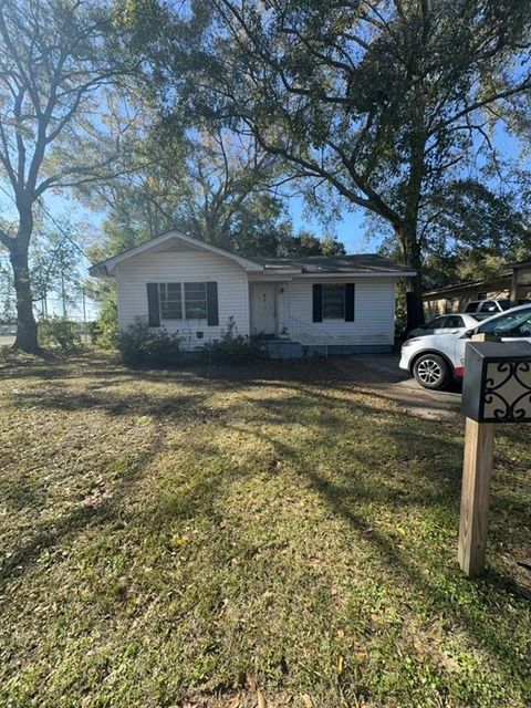 Photo of 51 Macks Street, Mobile, AL 36607 (MLS # 7678073)