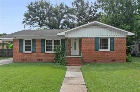 Photo of 153 Poydras Avenue, Mobile, AL 36606 (MLS # 7805003)