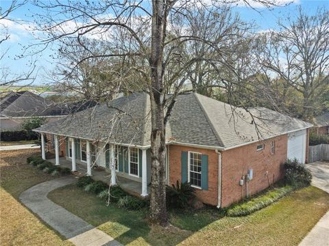 Photo of 7693 Pembroke Circle, Mobile, AL 36695 (MLS # 7701277)