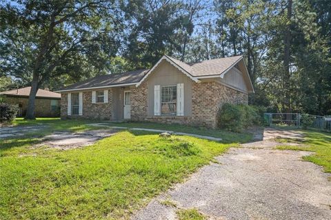 Photo of 487 Scott Drive, Saraland, AL 36571 (MLS # 7719450)
