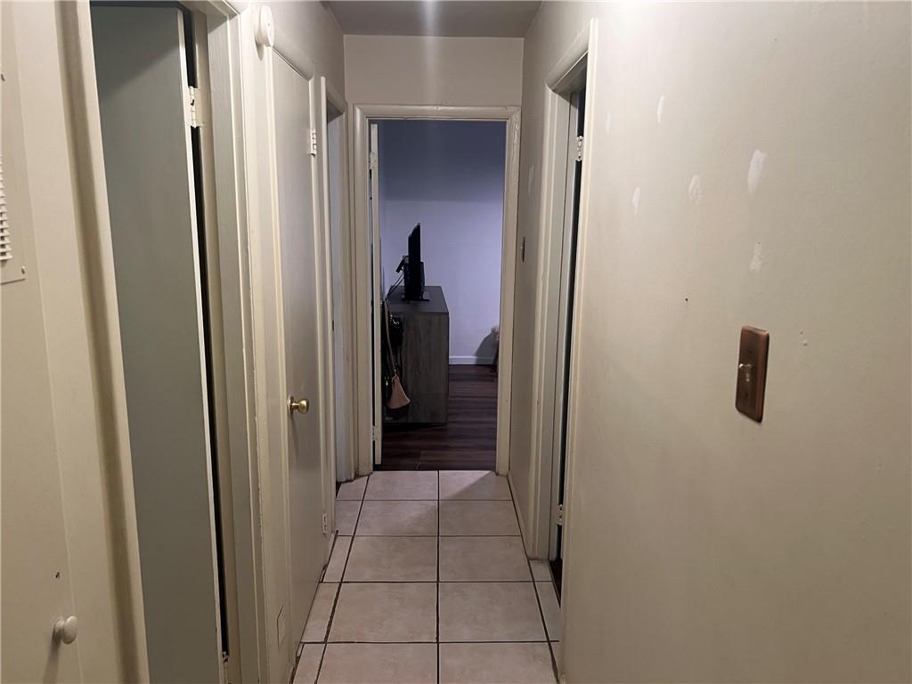 Mobile, Alabama 36609, United States, 3 Bedrooms Bedrooms, ,1 BathroomBathrooms,Residential,Pending,119062