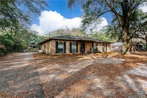 Photo of 4800 Bush Lane, Mobile, AL 36619 (MLS # 7703440)
