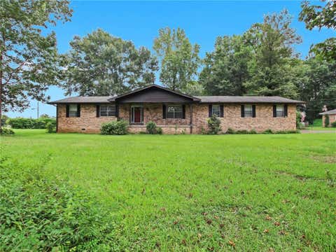Photo of 901 Abilene Drive, Mobile, AL 36695 (MLS # 7813948)