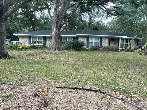Photo of 3806 Claridge Road N, Mobile, AL 36608 (MLS # 7710774)