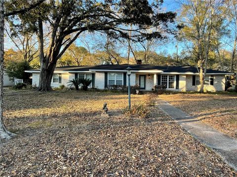 Photo of 3806 Claridge Road N, Mobile, AL 36608 (MLS # 7710774)