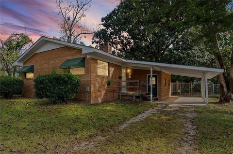 Photo of 359 Wisteria Street, Fairhope, AL 36532 (MLS # 7775434)