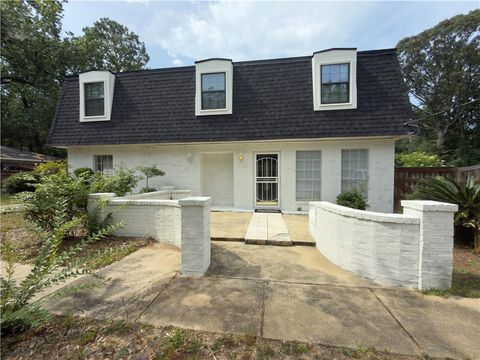 Photo of 5912 Theles Drive, Mobile, AL 36693 (MLS # 7809736)