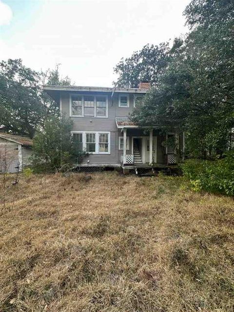 Photo of 321 7th Street, Chickasaw, AL 36611 (MLS # 7732127)