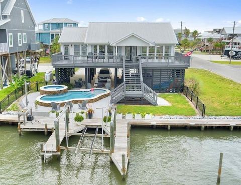 Photo of 301 Port Royal Street, Dauphin Island, AL 36528 (MLS # 7625373)