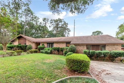 Photo of 5778 Chester Court, Mobile, AL 36609 (MLS # 7651156)