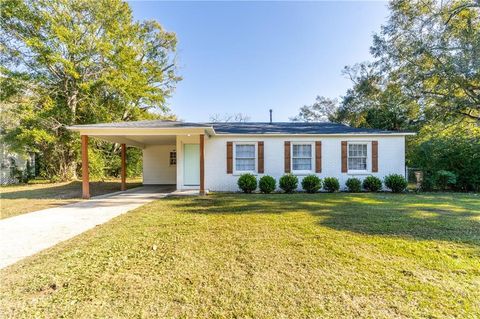 Photo of 1715 Dog River Drive E, Mobile, AL 36605 (MLS # 7692487)