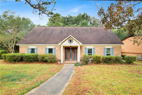 Photo of 5770 Chester Court, Mobile, AL 36609 (MLS # 7699026)