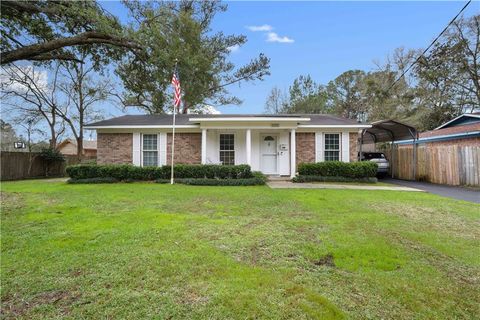 Photo of 2511 Club House Road, Mobile, AL 36605 (MLS # 7709539)