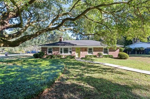 Photo of 100 Cosgrove Drive, Mobile, AL 36608 (MLS # 7669574) Photo of 100 Cosgrove Drive, Mobile, AL 36608 (MLS # 7669574)