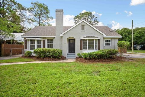 Photo of 3075 Fendley Avenue, Mobile, AL 36606 (MLS # 7661778)