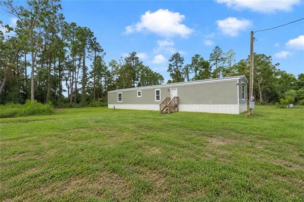 15737 HUCKLEBERRY WOOD DR, ELBERTA, AL 36530 - Image 844bf809986f4ed5b9adc65ee1c4e3e2/358769427