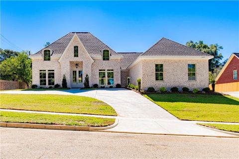 Photo of 6001 Ridgefield Place, Mobile, AL 36608 (MLS # 7667552) Photo of 6001 Ridgefield Place, Mobile, AL 36608 (MLS # 7667552)