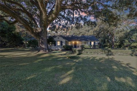 Photo of 276 Dogwood Drive, Mobile, AL 36609 (MLS # 7677086)