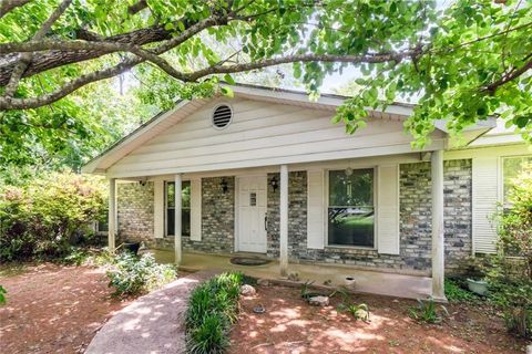 Photo of 1010 Abilene Drive W, Mobile, AL 36695 (MLS # 7746343)