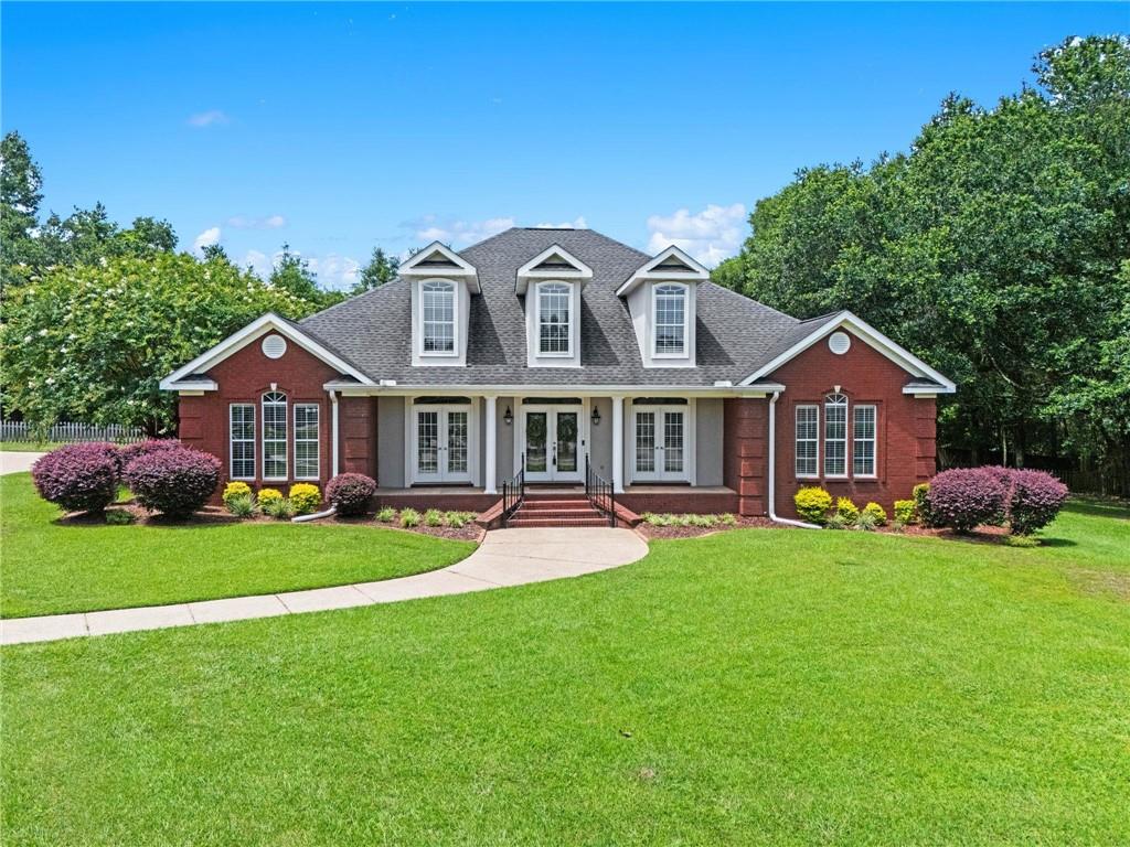 Photo 1 of 33 — 3176 Cedar Court, Mobile, AL 36619